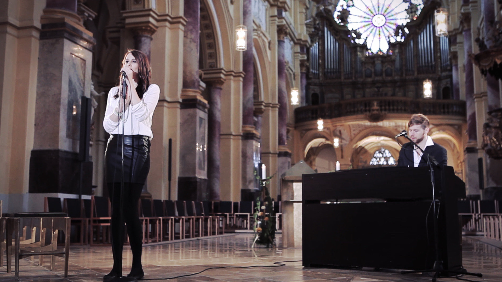 Cloud Seven bei einer Trauung in einer Kirche in Nürnberg